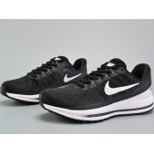 NIKE AIR ZOOM VOMERO 13 BLACK WHITE 922908-001