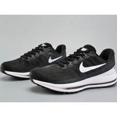 NIKE AIR ZOOM VOMERO 13 BLACK WHITE 922908-001