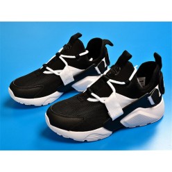NIKE AIR HUARACHE CITY LOW BLACK WHITE AH6804-002