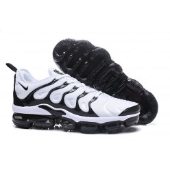 NIKE AIR VAPORMAX PLUS WHITE BLACK