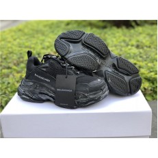 BALENCIAGA TRIPLE S BLACK 483547W06E11000