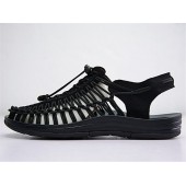 KEEN UNEEK FLAT-M TRIPLE BLACK 10130887