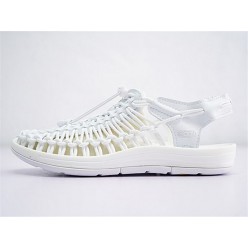 KEEN UNEEK FLAT-M TRIPLE WHITE 10130879
