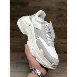 BALENCIAGA TRIPLE-S SNEAKER 2.0 NUBUCK LEATHER CREAMY WHITE GREY