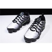 NIKE AIR VAPORMAX PLUS BLACK VOLT 924453-009