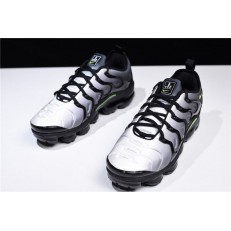 NIKE AIR VAPORMAX PLUS BLACK VOLT 924453-009