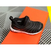 KID'S NIKE DYNAMO FREE PS BLACK WHITE 343738-013