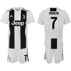 2018-19 Juventus #7 RONALDO Home Soccer Jersey