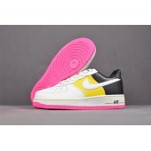 NIKE WMNS AIR FORCE 1 LOW 07 SE MOTO AT2583-100