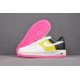 NIKE WMNS AIR FORCE 1 LOW 07 SE MOTO AT2583-100
