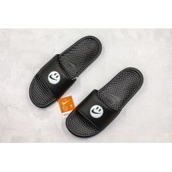 SIMLEY x NIKE BENASSI BLACK SLIPPER