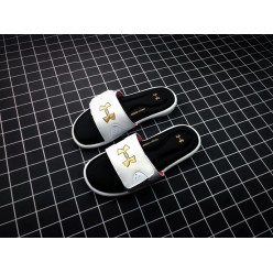 UNDER ARMOUR MEN'S AND WOMEN'S MASSAGE SLIPPER 03