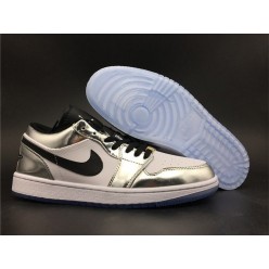 AIR JORDAN 1 LOW PASS THE TORCH 553558-016