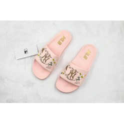 MLB New York Yankees Bee Pink Sandal