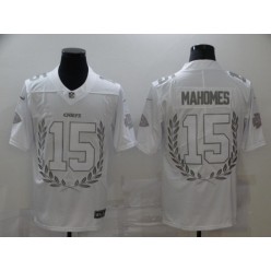 Kansas City Chiefs #15 Patrick Mahomes White Commemorative Edition Vapor Untouchable Limited Jersey