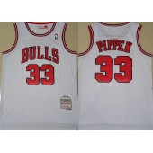 Chicago Bulls #33 Scottie Pippen White 1997-98 Hardwood Classics Jersey