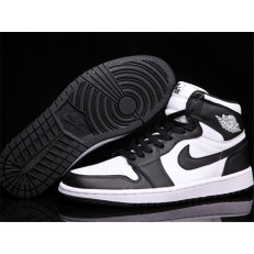 AIR JORDAN 1 RETRO HIGH OG WHITE BLACK